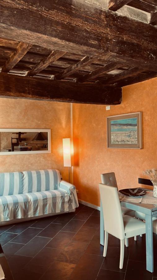 Casa Vacanze Le Tre Casette アメーリア エクステリア 写真