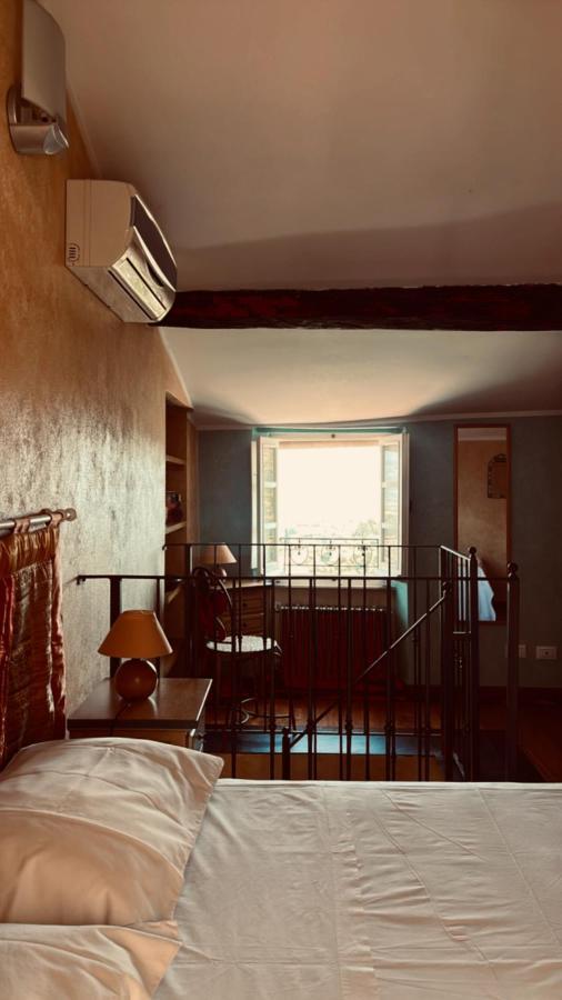 Casa Vacanze Le Tre Casette アメーリア エクステリア 写真