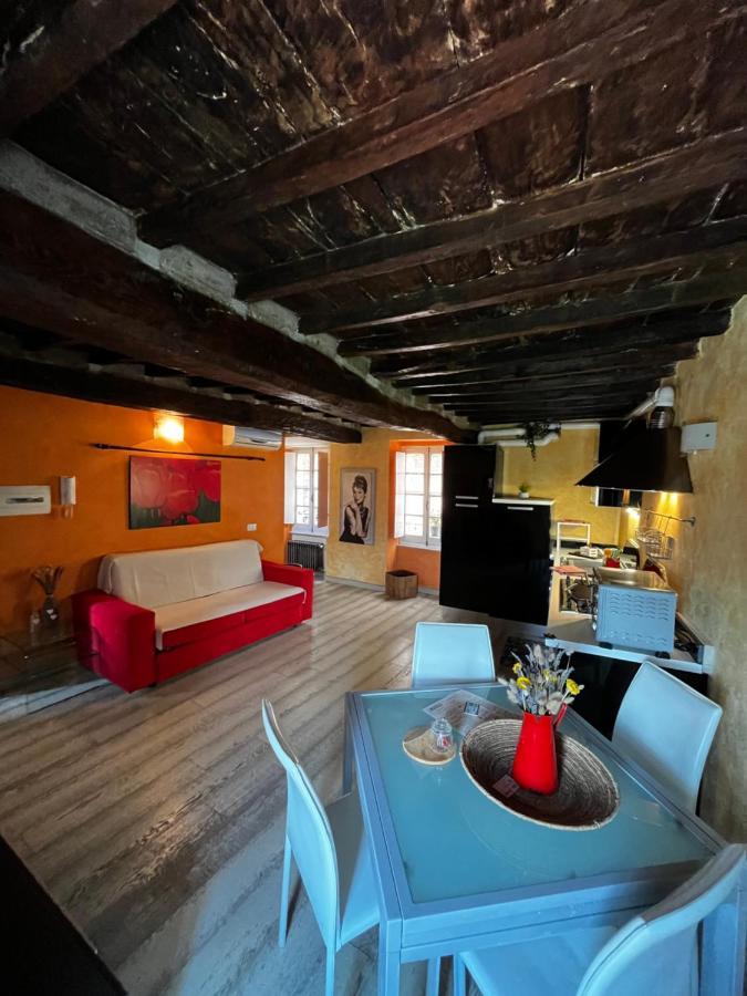 Casa Vacanze Le Tre Casette アメーリア エクステリア 写真